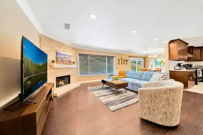 Image de Close to Disney and the Beach! Central Oc Location