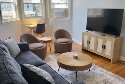 Image de 4br Duplex, Sleeps 12, Near Nyc