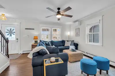 Image de 2Blocks 2Beach with Free Coffee, Ac and Linens+Towel