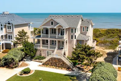 Image de Oceanfront, Priv Pool, Priv beach access, Rec Rm, Pi255, Dolphina