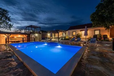Image de Holiday Home Burgija with pool