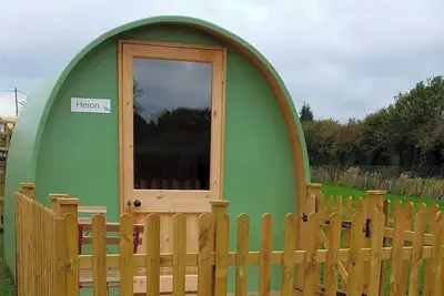 Image de Green Dragon and Kitchen Pod - Sleeps 2 & Parking