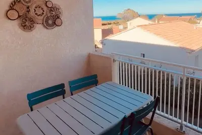 Image de Charmant T2 rénové avec vue mer