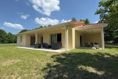 Image de La Pause Limousine | Jardin & Terrasse | Proche Limoges | Wifi | Jeux enfants