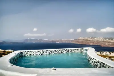 Image de Villa panoramique Ă Akrotiri avec vue imprenable
