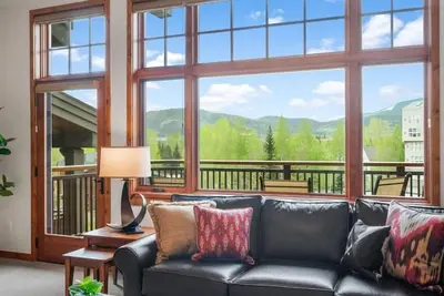 Image de Timberline Cove Lakeside Condo • Mtn Views • Hot Tubs • Bike Path