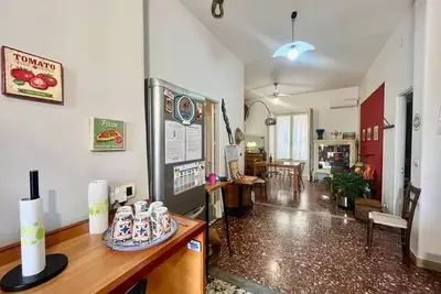 Image de Grande appartamento 3 stanze da letto al centro di Catania fino a 10 persone.