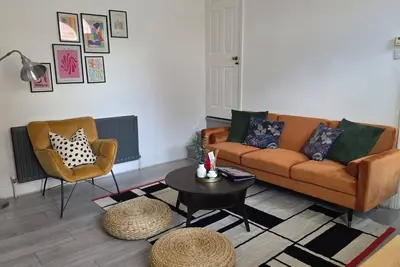 Image de Bright & Cosy 2 bed House