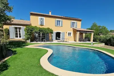 Image de Villa Provençale avec piscine