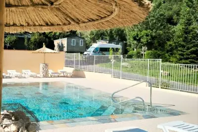 Image de Aloha camping club. Vacance de rêve, piscine chauffée, animations, restauration.