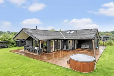 Image de 8846 Glesborg - Skovsøen 76