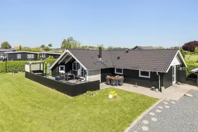 Image de 8104 Rønde - Valmuevej 19