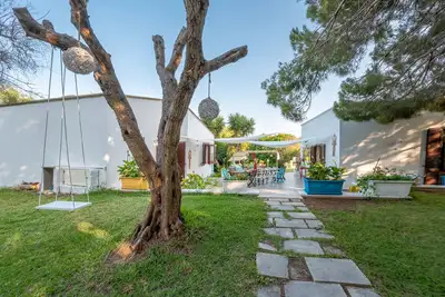 Image de Villa 'Il Giardino Dei Gelsi' avec terrasse privée, Wi-Fi et climatisation