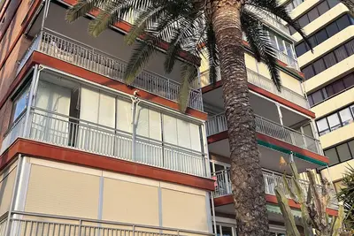 Image de Apartment in 1 line Levante Benidorm