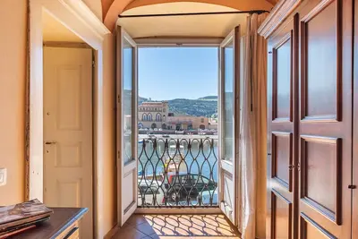 Image de Appartement 'La Dimora' avec balcon et Wi-Fi