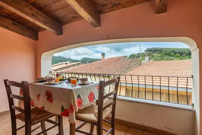 Image de Maison de vacances \"Grande Casa Nel Villaggio\" avec vue sur les montagnes, terrasse privée et Wi-Fi