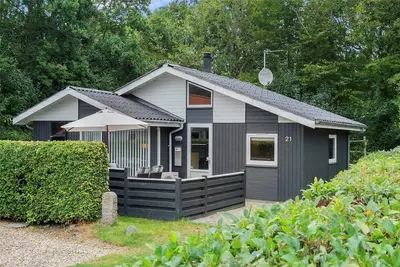 Image de C11013 Hemmet - Bork Hytteby 21