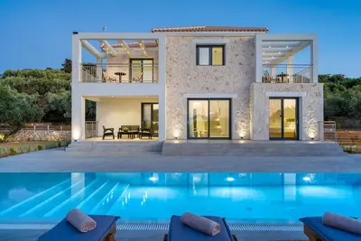 Image de Julian Private Stone Villa with Sea View