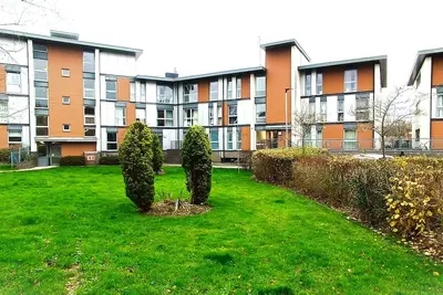 Image de Stylish 2-Bed 2-Bath Near Gatwick and Town centre