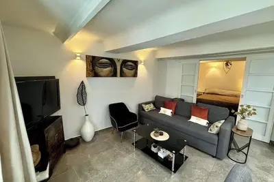 Image de Agréableppartement au cœur du vieux d'Hyères