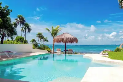 Image de Beachfront Luxury Villa in Tulum