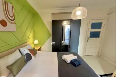 Image de Apartment with new furnitures next to İstiklal street and Taksim Square