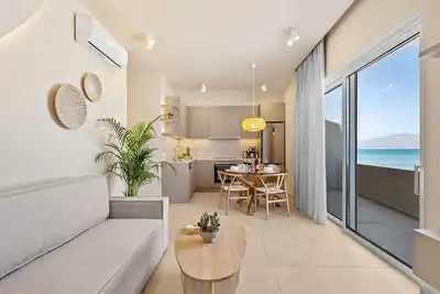 Image de Alia Apartment right in front of the sea
