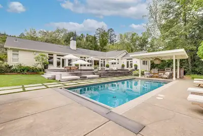 Image de Private, Spacious Home in Wine Country w/ Perks!