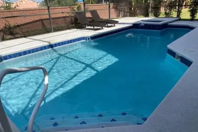 Image de Linda's Amazing house with a private pool