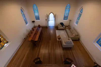 Image de Peaceful, luxurious, and charming heritage listed church B&B - Stroud Nsw