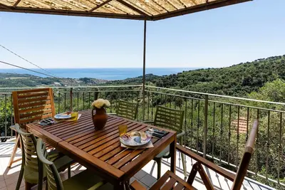 Image de Confortable appartement pour 5 personnes avec Wifi, terrasse et parking