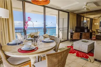 Image de Corner Oceanfront 1br Condo w/ Panoramic Views