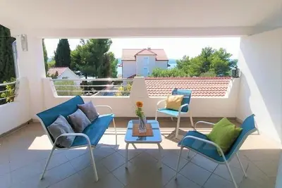 Image de Appartement d'une chambre prés de la plage Pirovac, Sibenik (A-24368-a)