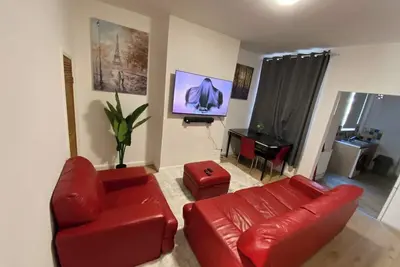 Image de Cosy 2-Bed House - Sleeps 4, Garden & Pet-Friendly