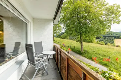 Image de Appartement \"Eulennest\" avec vue sur les montagnes, jardin partagé et Wi-Fi