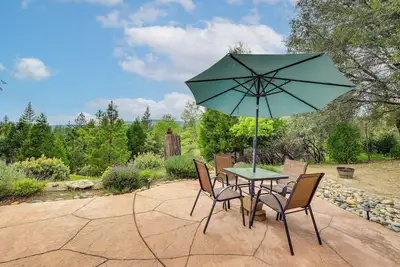 Image de Hot Tub, Games & Sports: Luxury Yosemite Escape