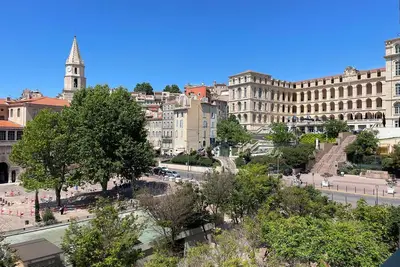 Image de T3 lumineux avec superbe vue - quartier Hotel de Ville