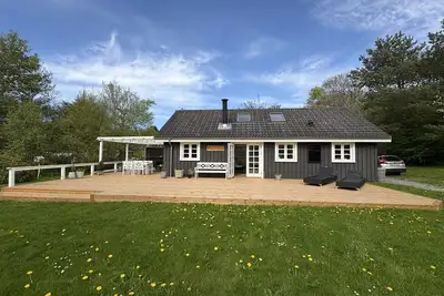 Image de \"Veljan\" - 1. 2km from the sea by Interhome