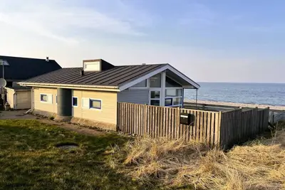 Image de \"Amila\" - 10m from the sea by Interhome