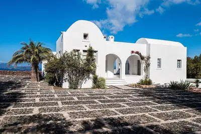 Image de Villa à Akrotíri avec 7 chambres à coucher, 14 couchages