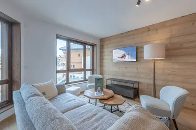 Image de Appartement neuf à l'Alpe d'Huez, skis aux pieds