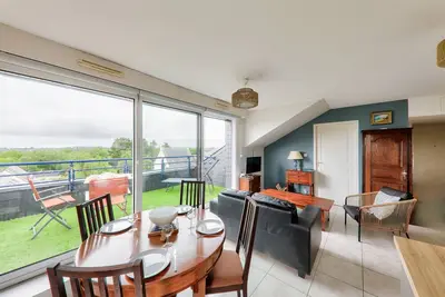 Image de Appartement pour 4 avec grand balcon