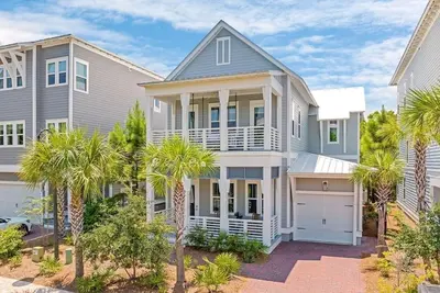 Image de Prominence 30a Endurance - Pet Friendly, Golf Cart, 4 Bikes, 2 Pools, Slps 12