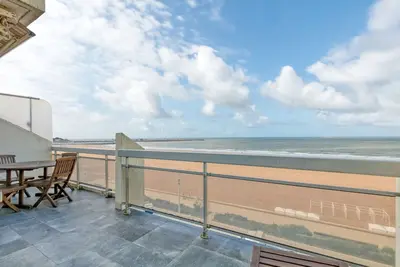 Image de Appartement 'T2 Bis Face À L'Océan' avec vue sur mer, balcon et Wi-Fi