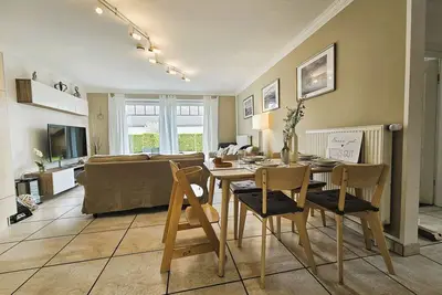 Image de Cozy, centrally located vacation apartment for families & couples