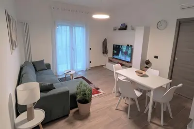 Image de Eleven Apartment. Cozy modern two-room apartment for up to 4 guests.