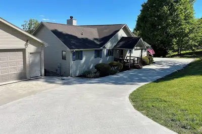 Image de Norris Lake Front Rentals: R4 Lake View House @ Deerfield Resort