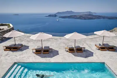 Image de Luxury Villa Nafsika with Pool, Sea Views & Walk to Village