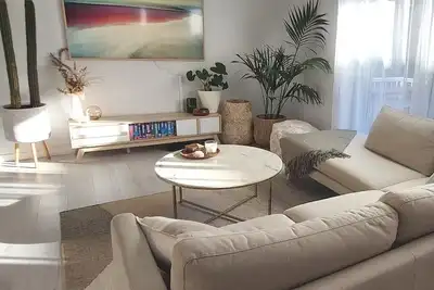 Image de Lovley Sunlit Apartment With Spa Bath