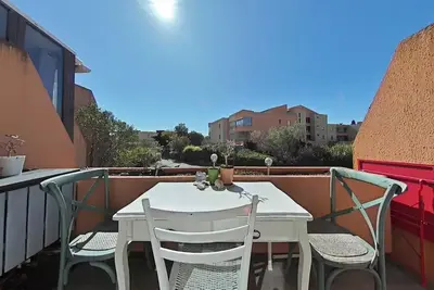 Image de Appartement Studio Mezzanine 4 couchages La Londe Les Maures